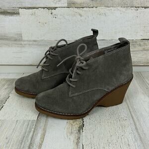 White Mountain womens 8 gray suede wedge heel lace up ankle boots leather